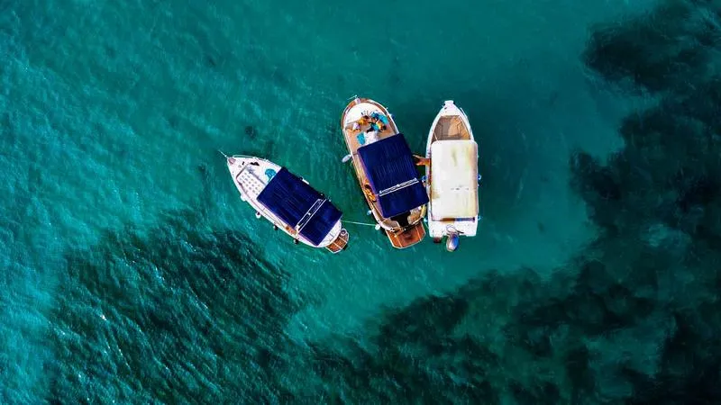 Tour in barca condiviso con sosta bagno da Otranto