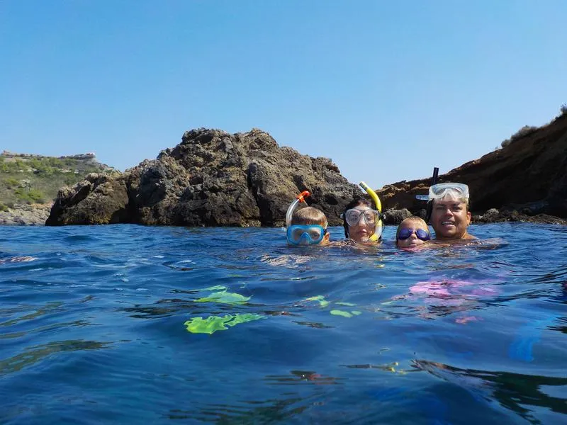 Escursione in barca da Porto Ercole a Giannutri con soste snorkeling e pranzo
