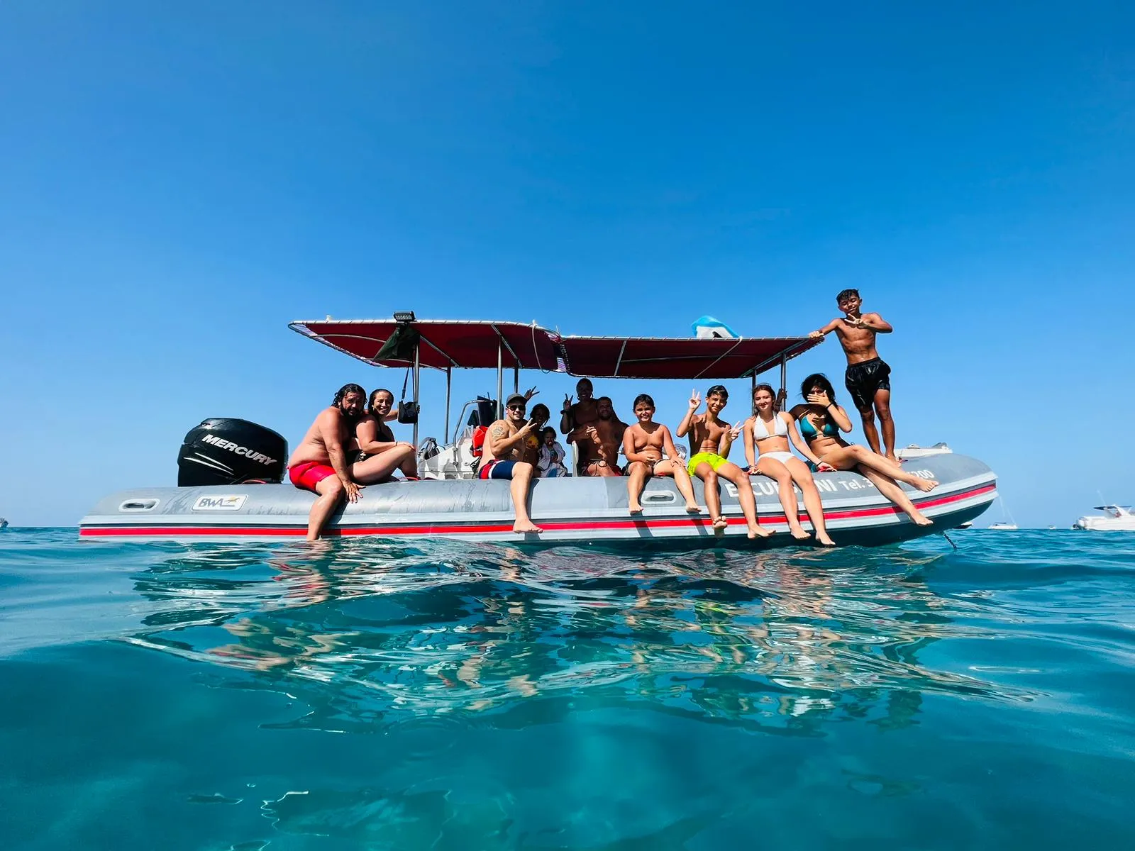 Escursione in gommone con snorkeling da San Foca ai Faraglioni di Sant'Andrea