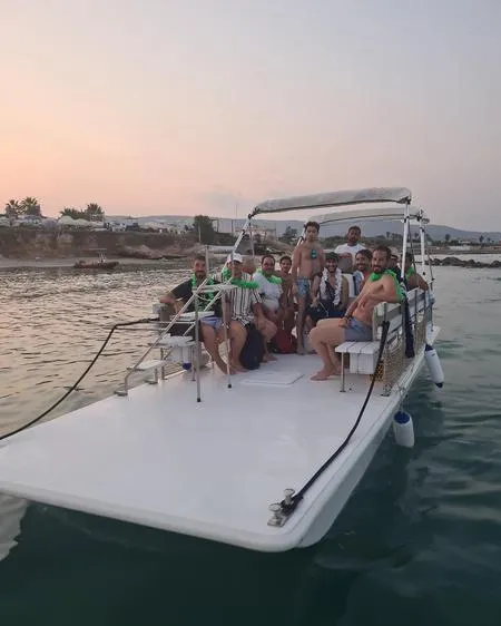 Gita in barca pomeridiana con sosta a Marzamemi e aperitivo al tramonto da Avola