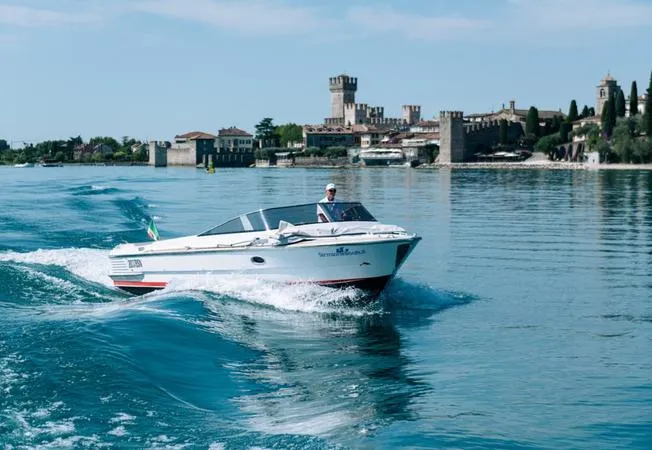 Tour in barca delle Isole del Lago di Garda da Sirmione