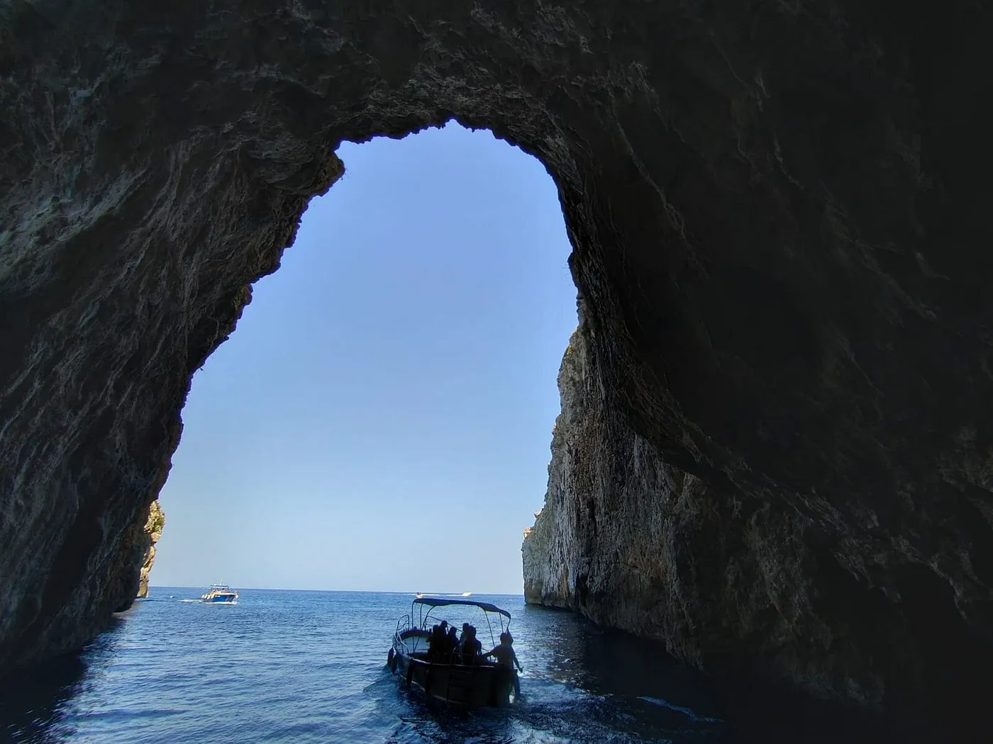 Escursione in barca dalla Grotta Zinzulusa a Santa Cesarea Terme da Castro