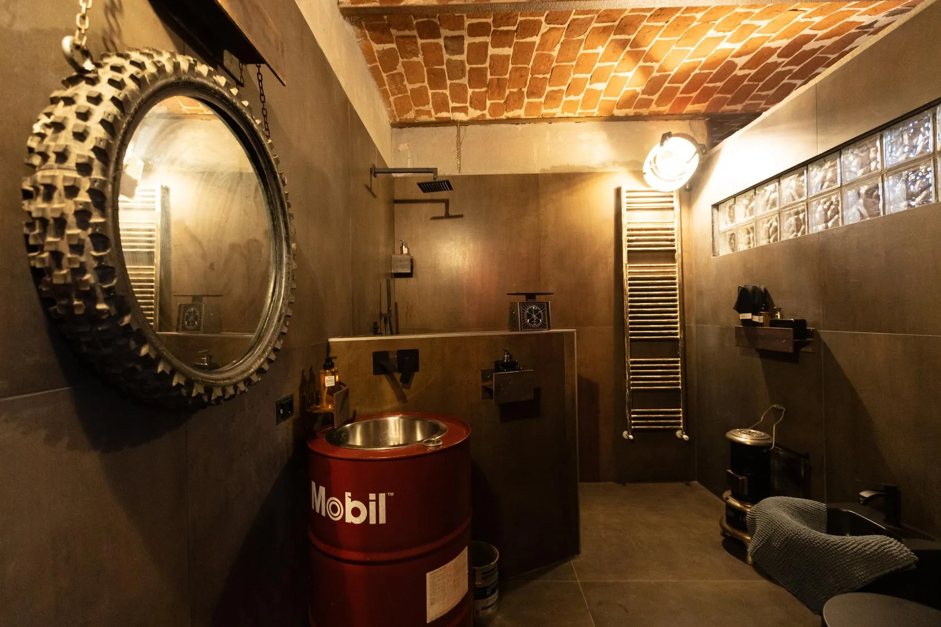 Notte in un casale storico con colazione nel Monferrato a Cortandone