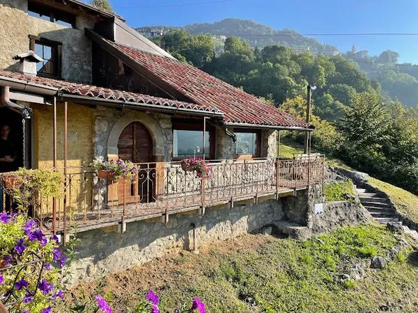 Cena all'Agriturismo Al Sass a Dossena in Val Brembana