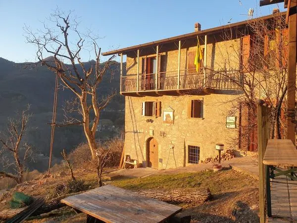 Pranzo con menù tipico all'Agriturismo Ca di Franchì a Bracca in Val Seriana