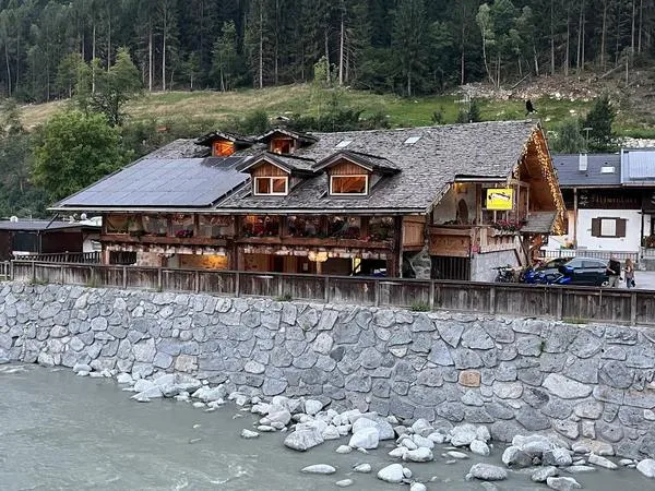 Pranzo alla Baita Magnabò a Pinzolo in Alta Val Rendena