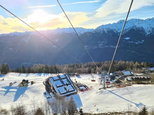 Pranzo in baita sull'Alpe di Teglio a Prato Valentino