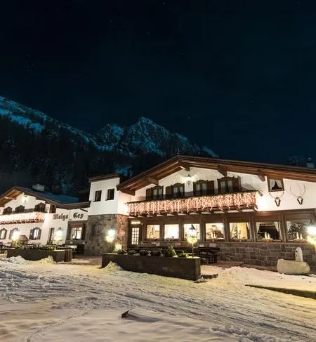 Cena alla Malga Ces a San Martino di Castrozza