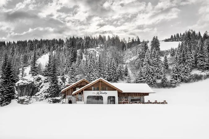 Pranzo in baita al Passo Campolongo tra Arabba e Corvara