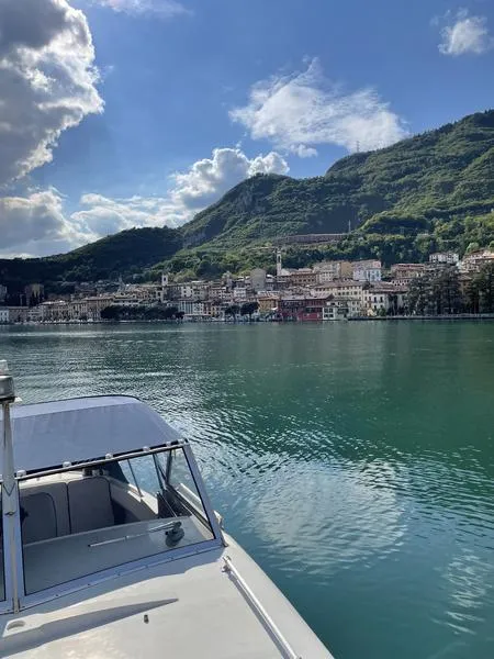 Tour in barca sul Lago d'Iseo da Lovere