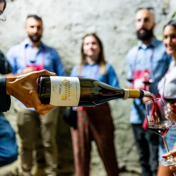 Degustazione vini alla Cantina Nera in Valtellina a Chiuro