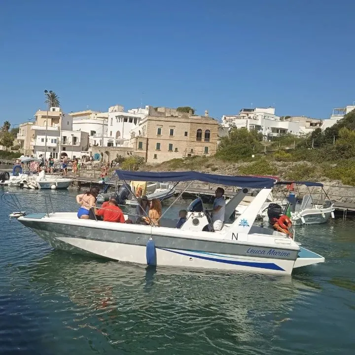 Escursione in barca alle grotte marine di Santa Maria di Leuca