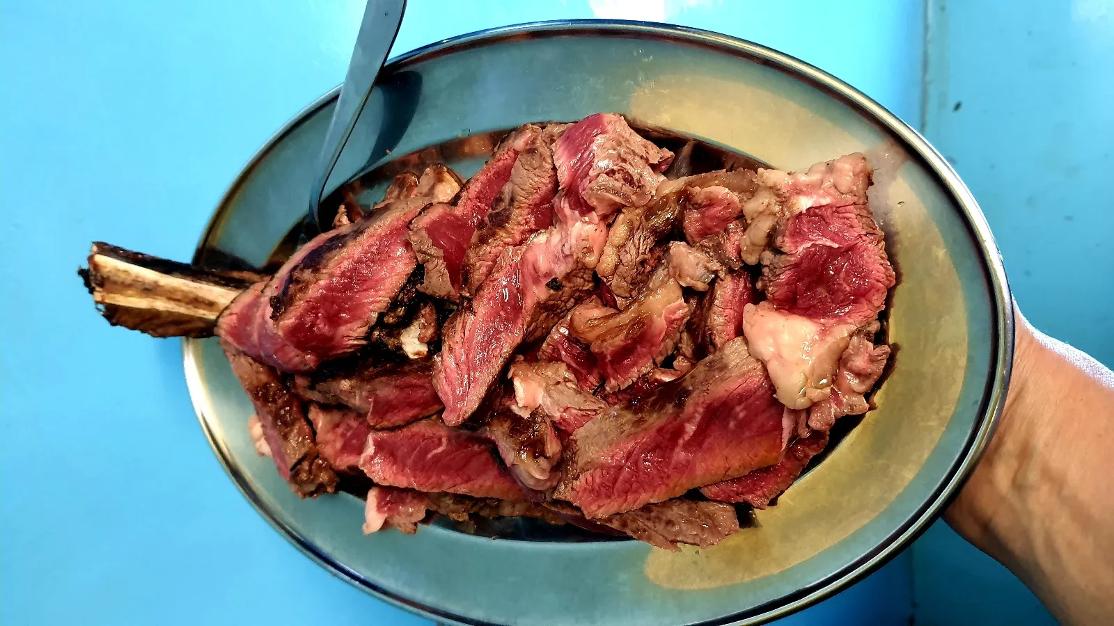 Pranzo in agriturismo con animali fuori Tortona