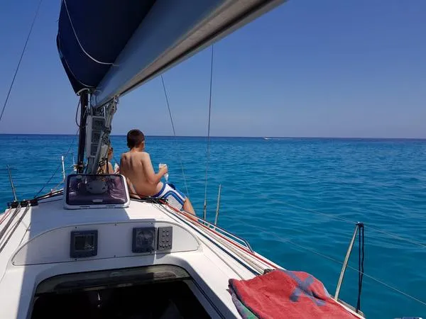Escursione in barca a vela di 3 ore a Cefalù