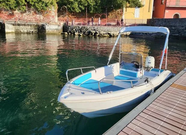 Noleggio Atom 450 Senza Patente