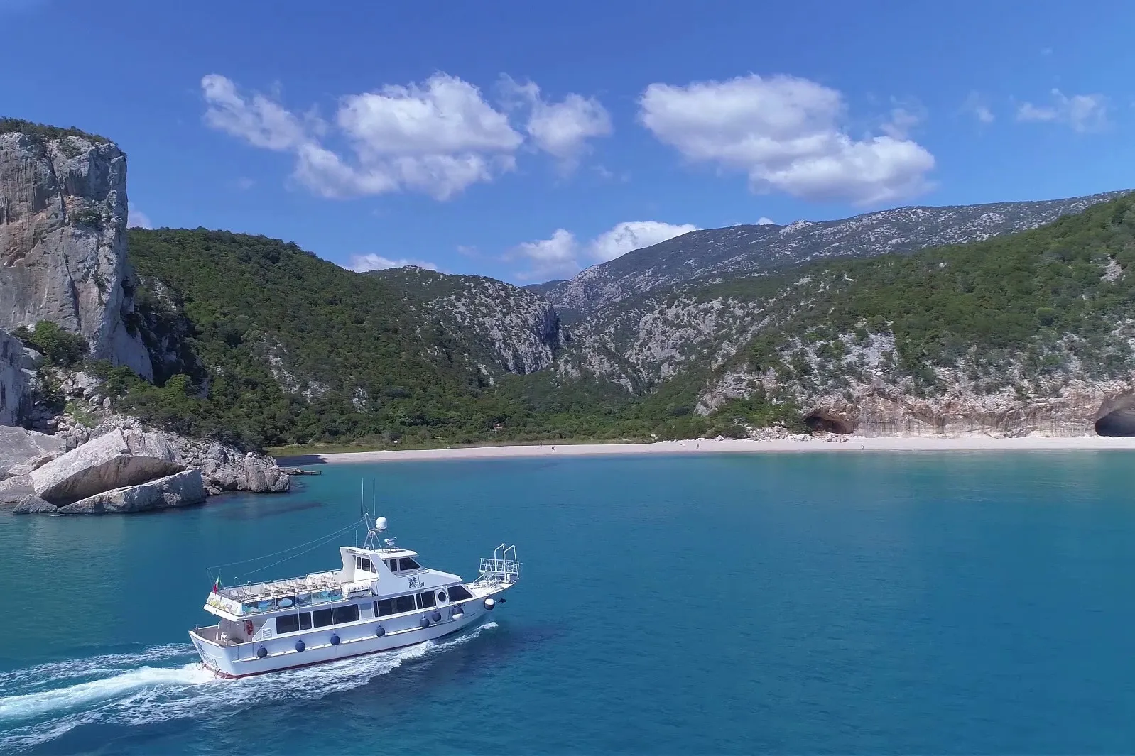 Minicrociera da Cala Gonone alle Grotte del Bue Marino