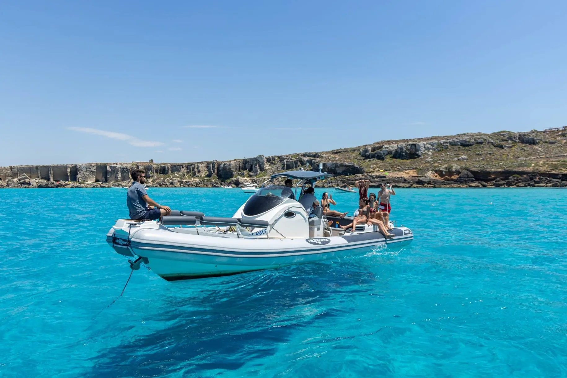 Tour in gommone in esclusiva da San Vito Lo Capo