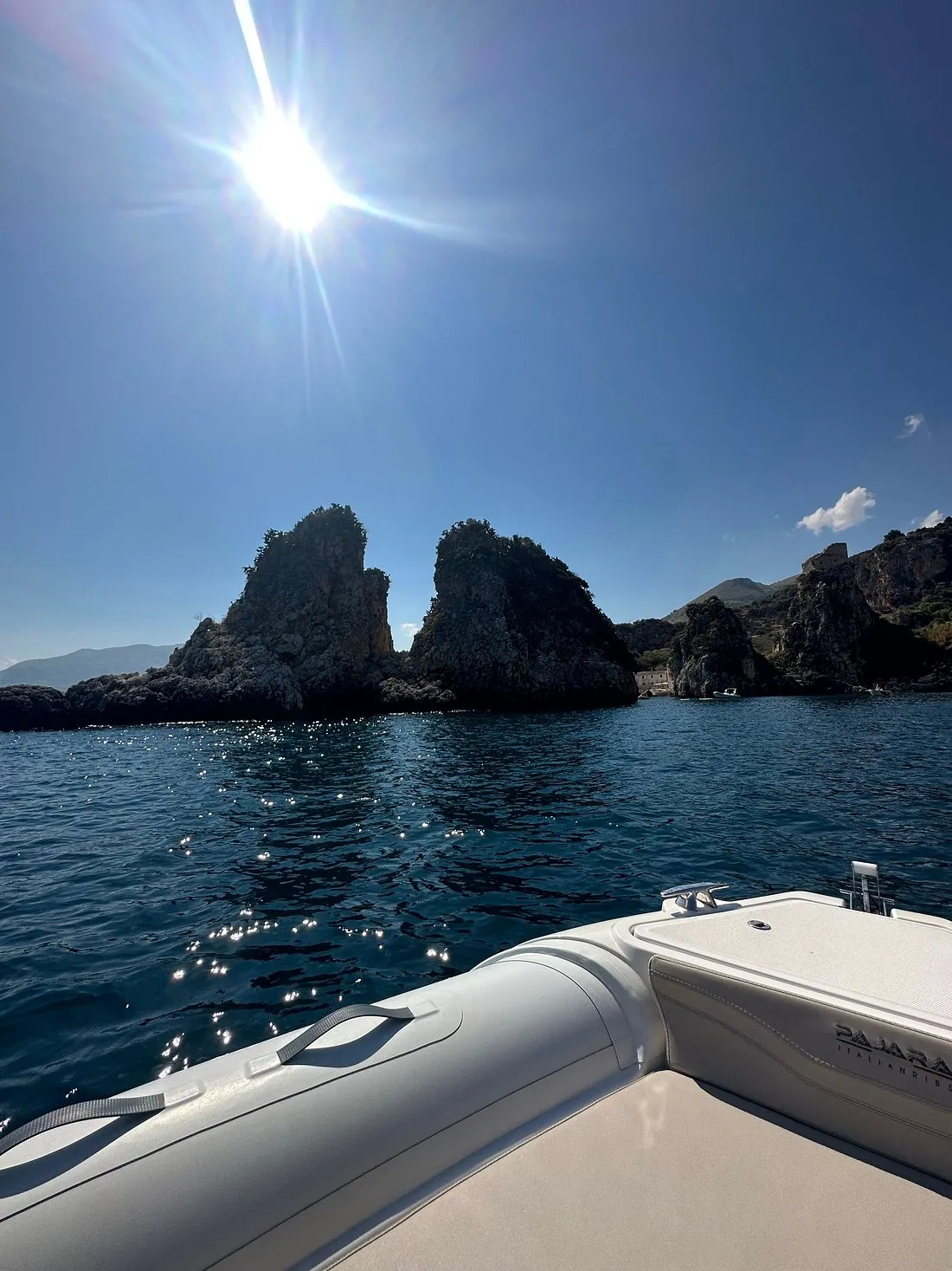Giornata in gommone in esclusiva alla Riserva dello Zingaro