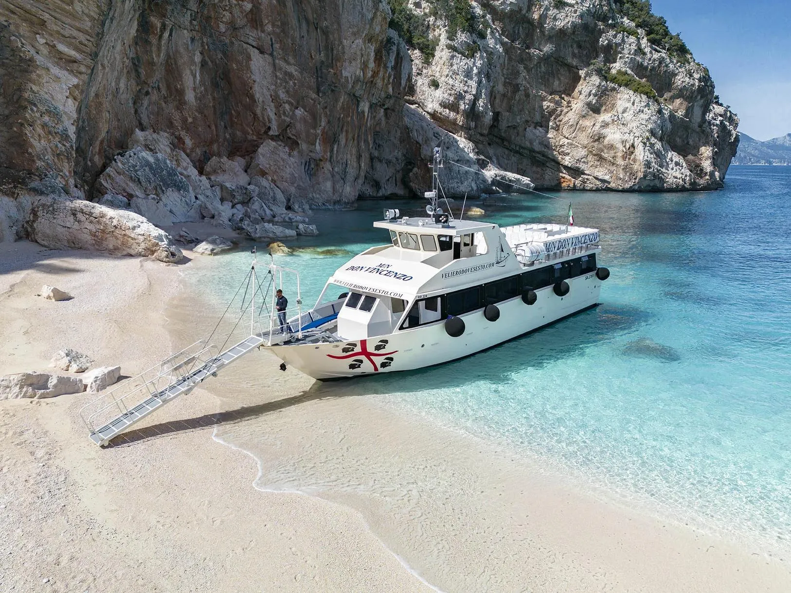 Taxi Boat da Cala Gonone a Cala Luna