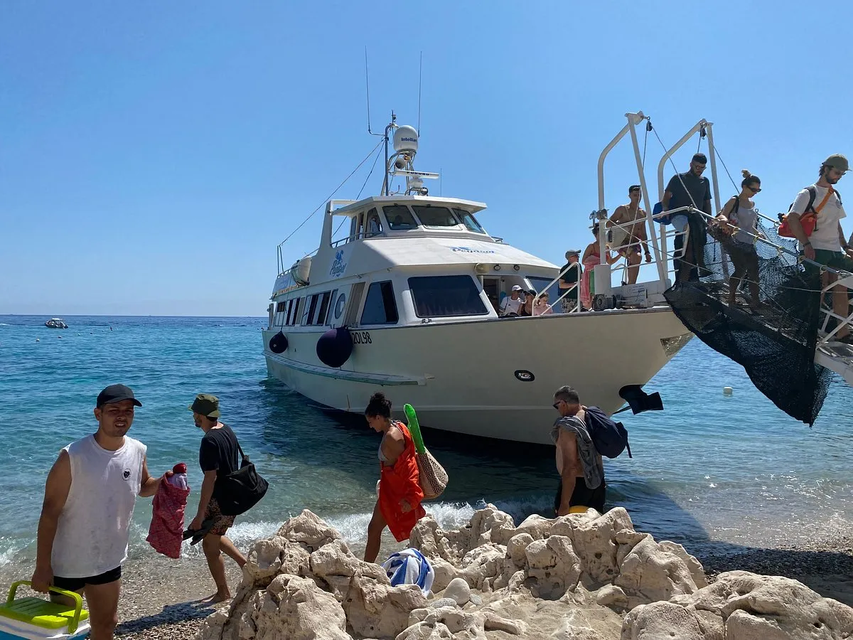 Taxi Boat da Cala Gonone a Cala Luna