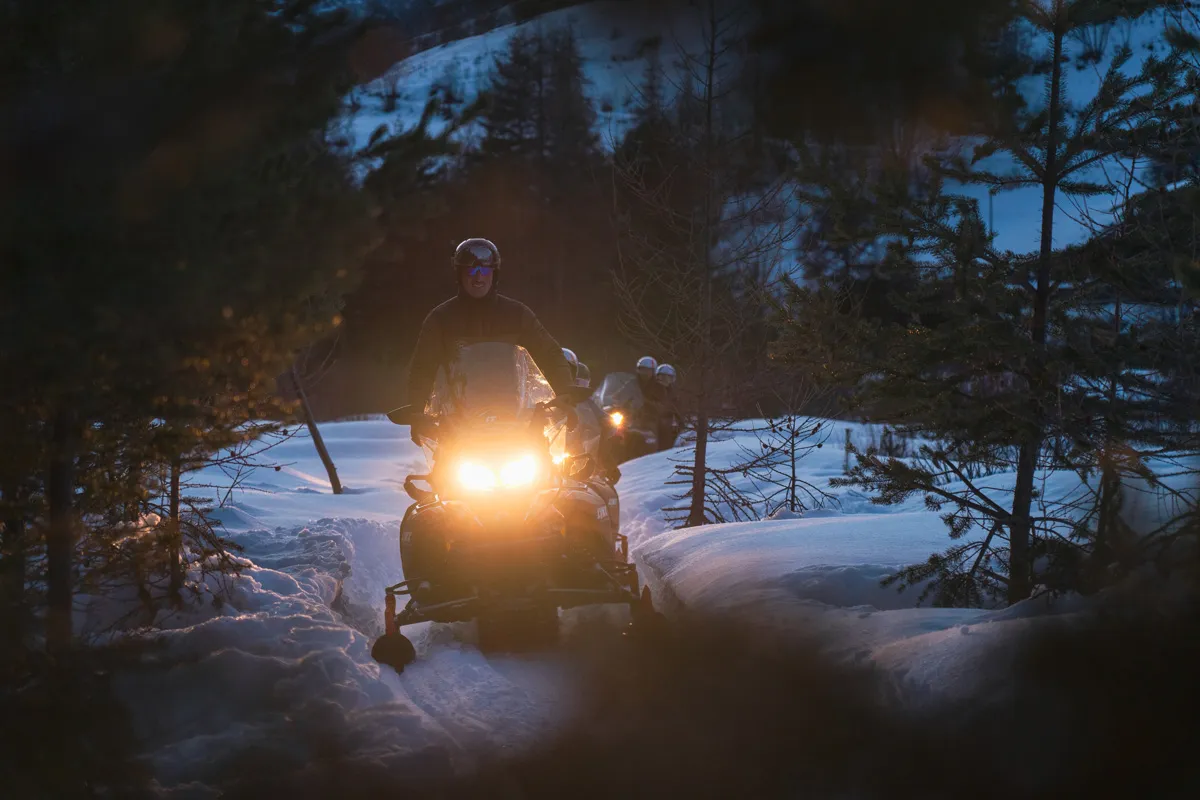 Giro in motoslitta a Sauze di Cesana