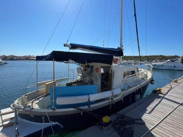 Escursione in barca a vela di gruppo da Stintino all'Asinara