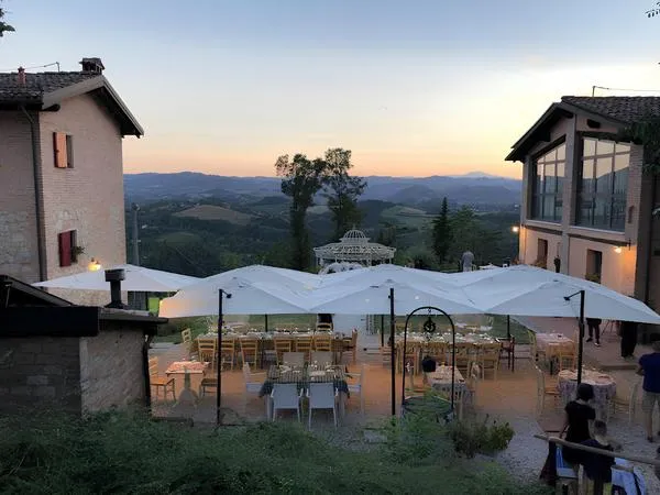 Pranzo in agriturismo sui colli bolognesi a Monte San Pietro
