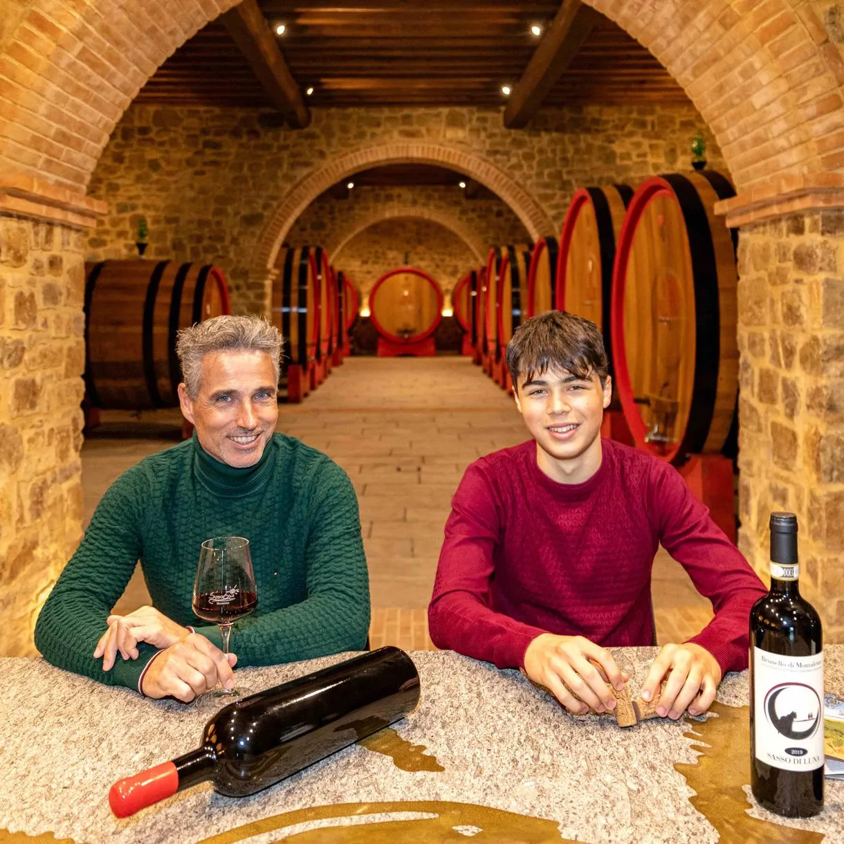Degustazione di vino in Val d'Orcia a Montalcino