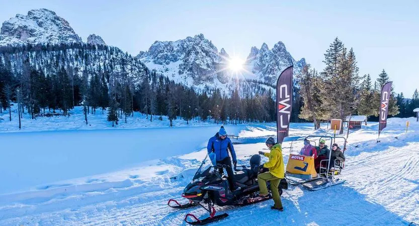 Ciaspolata con motoslitta alle Tre Cime di Lavaredo​