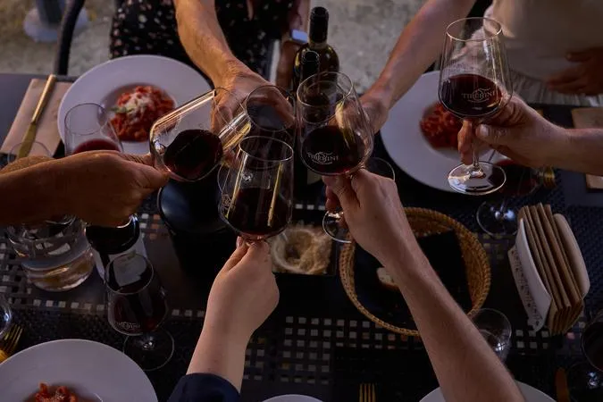 Pranzo in agriturismo con degustazione vini a Montepulciano