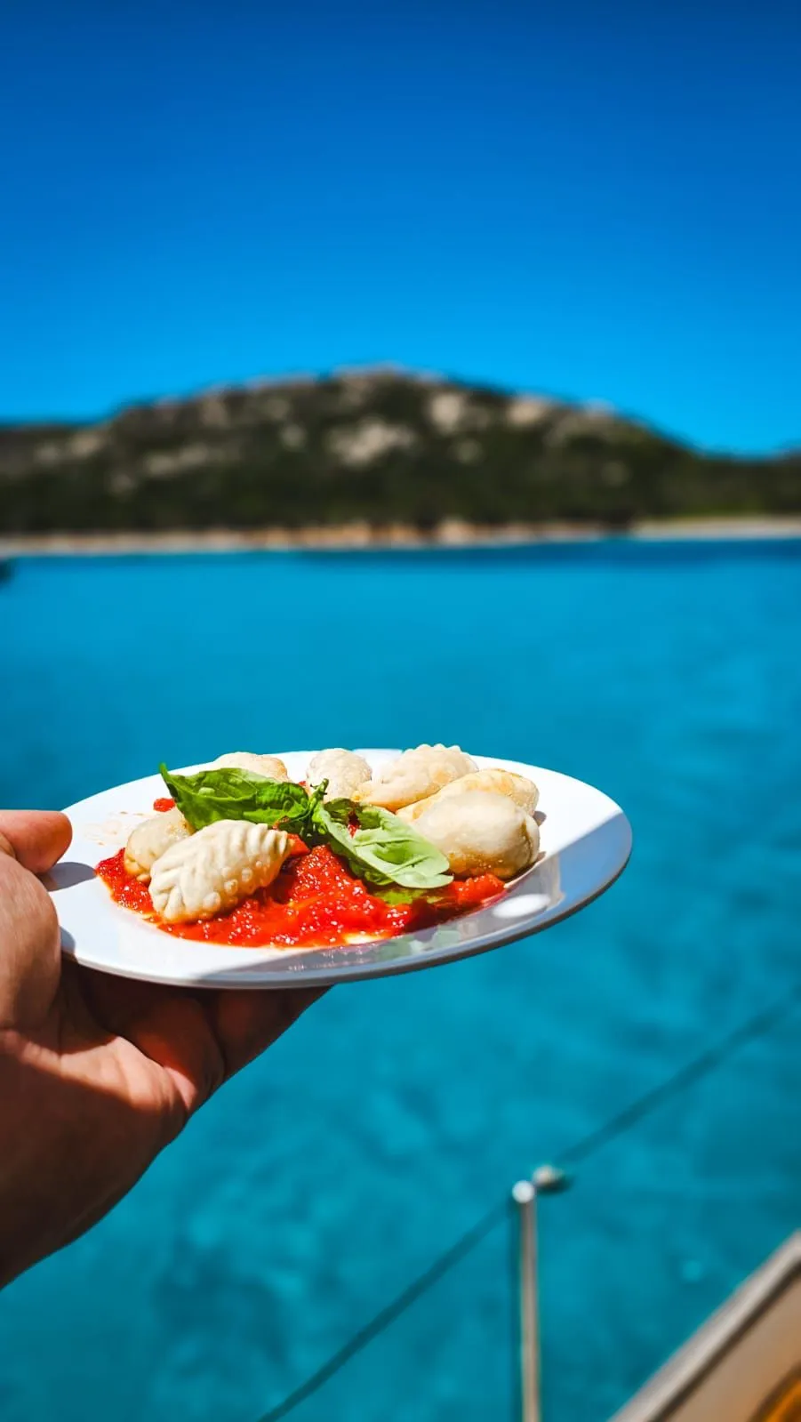 Giornata in gommone di gruppo a Tavolara da Olbia