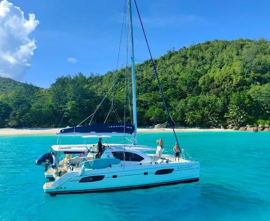 Giornata in catamarano a Tavolara e Molara da Olbia