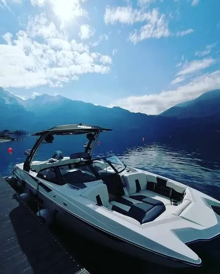 Wakesurf sul Lago di Como
