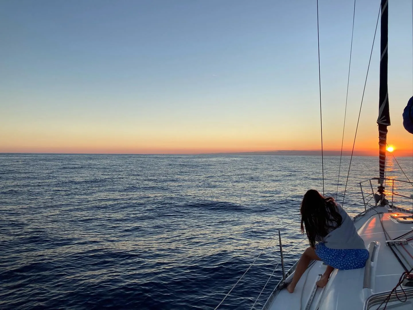 Aperitivo in barca a vela al tramonto a Rapallo