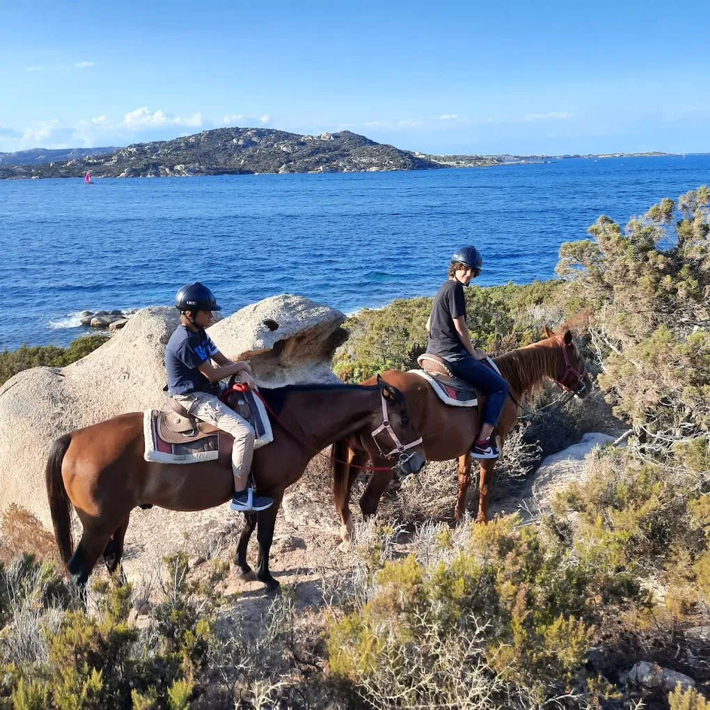 Passeggiata a cavallo alla Maddalena