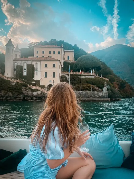 Boat tour in esclusiva al Lago di Como da Bellagio