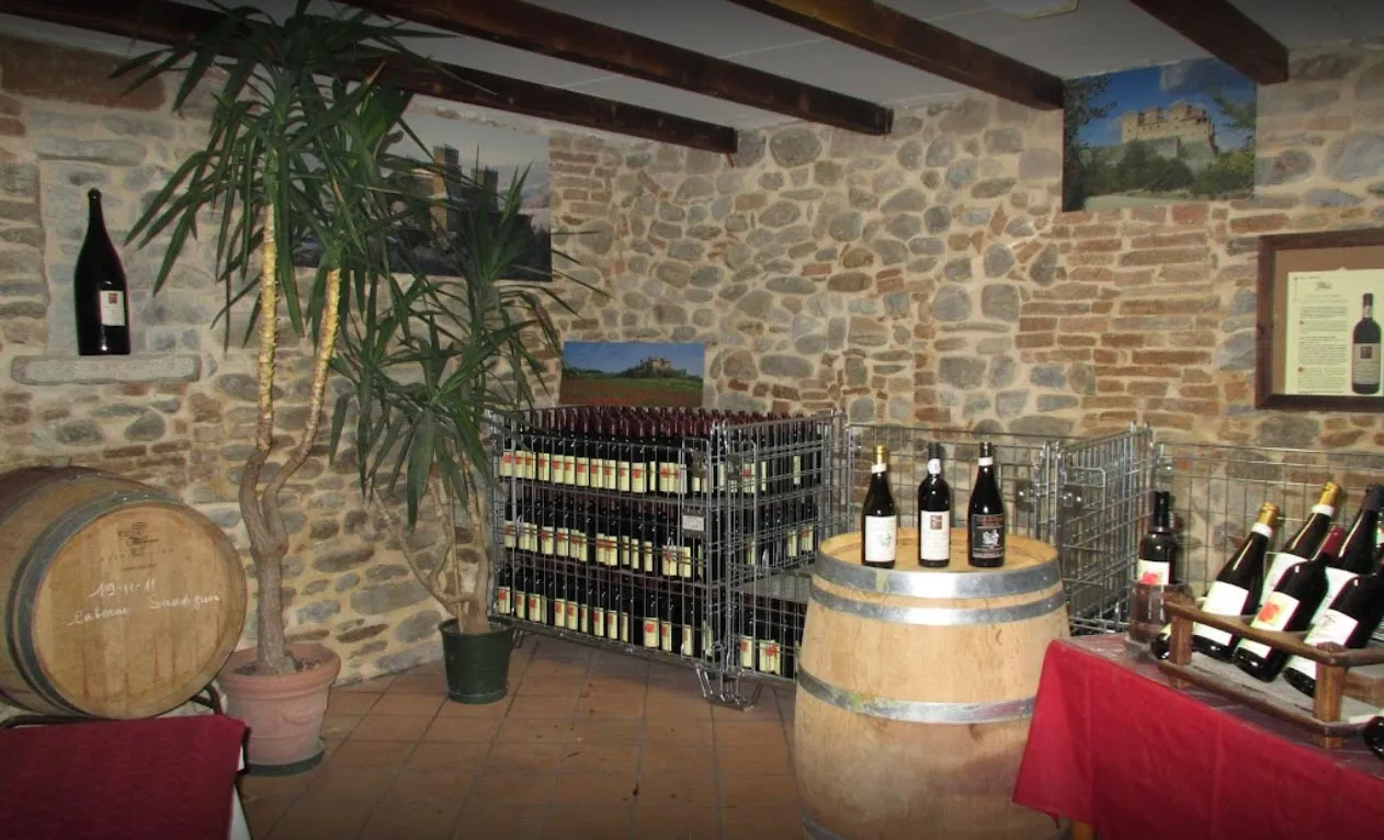 Degustazione nel borgo medievale di Torrechiara