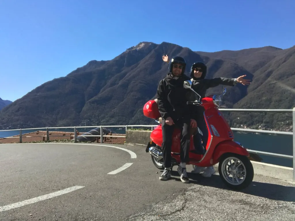 Giro in Vespa del Lago di Como da Varenna