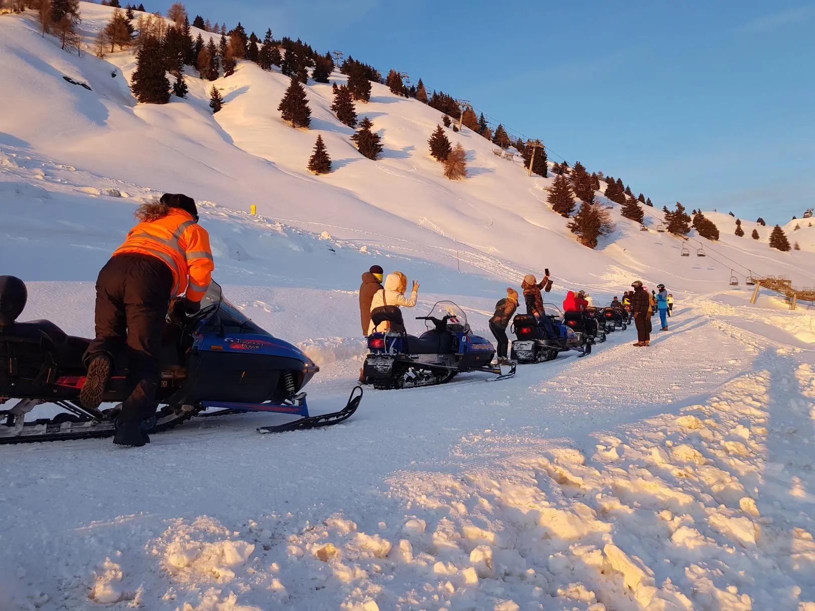Escursione in motoslitta a Ponte di Legno