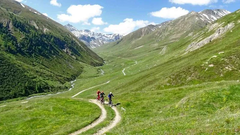 E-bike noleggio e tour nella Val Federia a Livigno