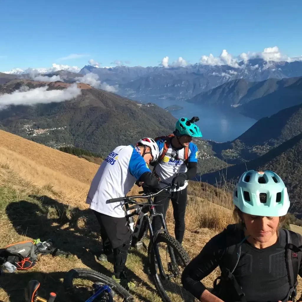 Giro in e-bike in Val d'Intelvi
