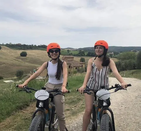 Giro in e-bike a Montepulciano