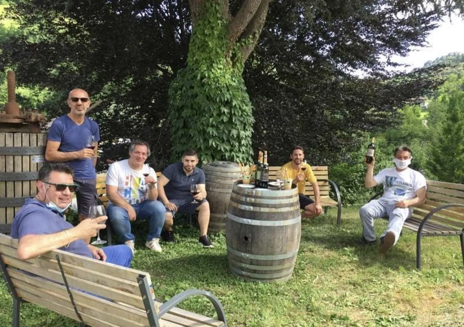 Picnic nelle Langhe tra le vigne