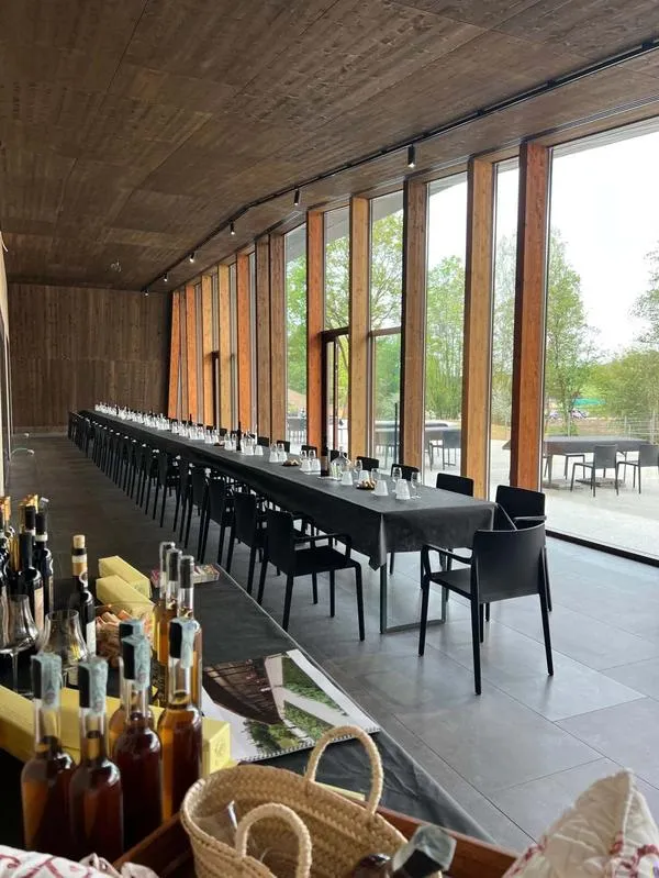 Degustazione di vino e aperitivo fuori Bergamo