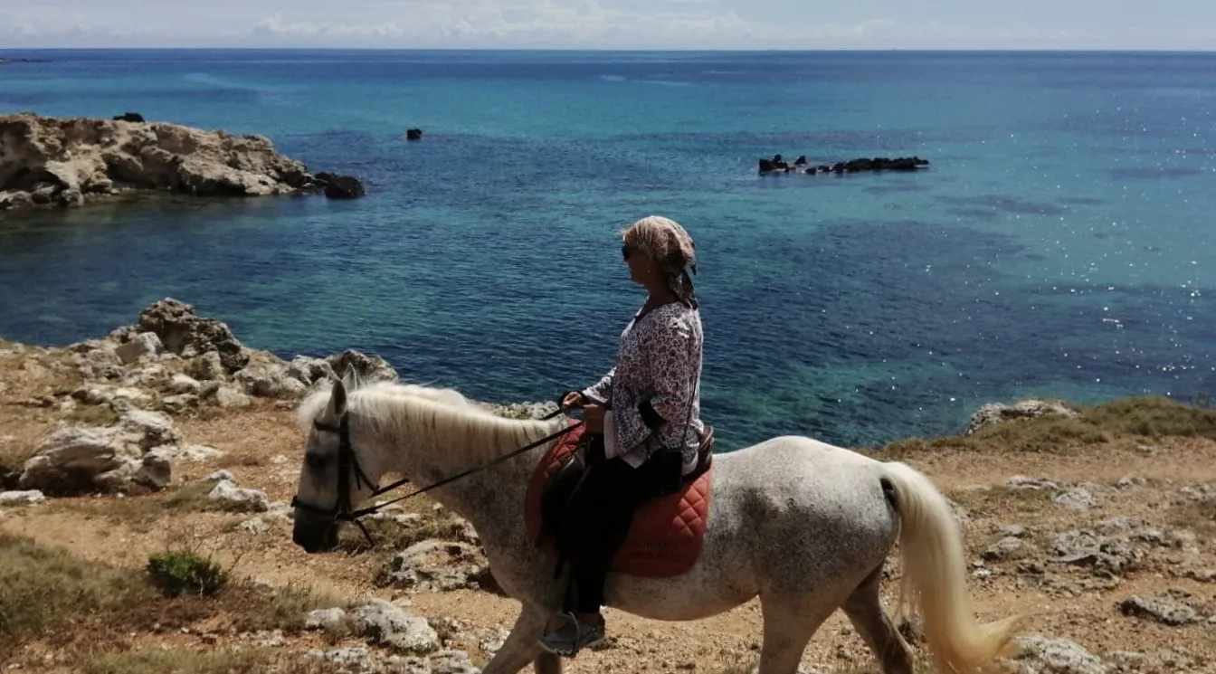 Passeggiata a cavallo a Otranto