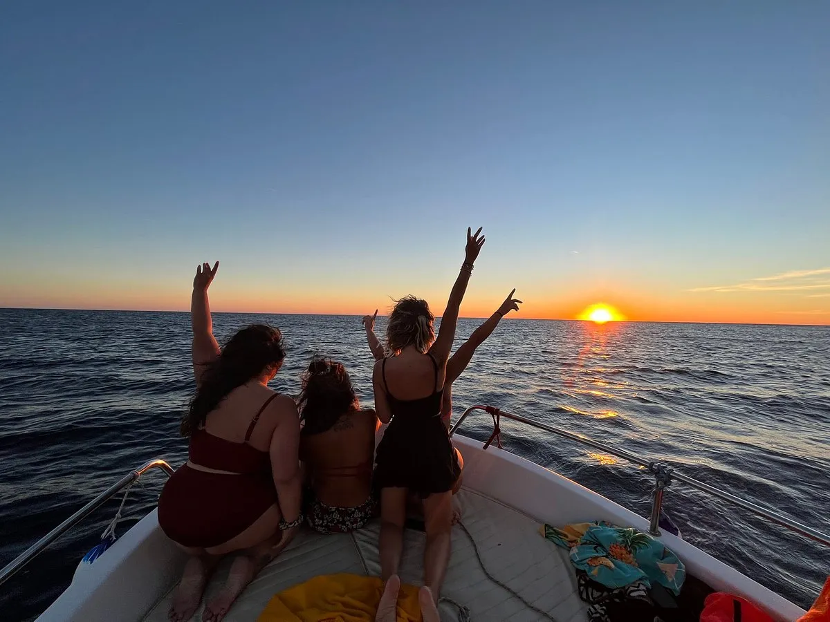 Escursione in barca nel Salento da Gallipoli con aperitivo e snorkeling