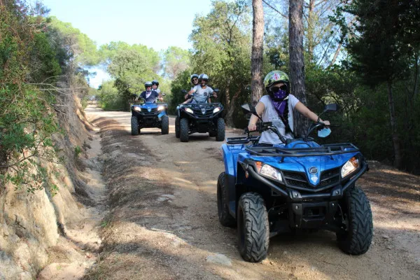 Escursione in quad a Chia