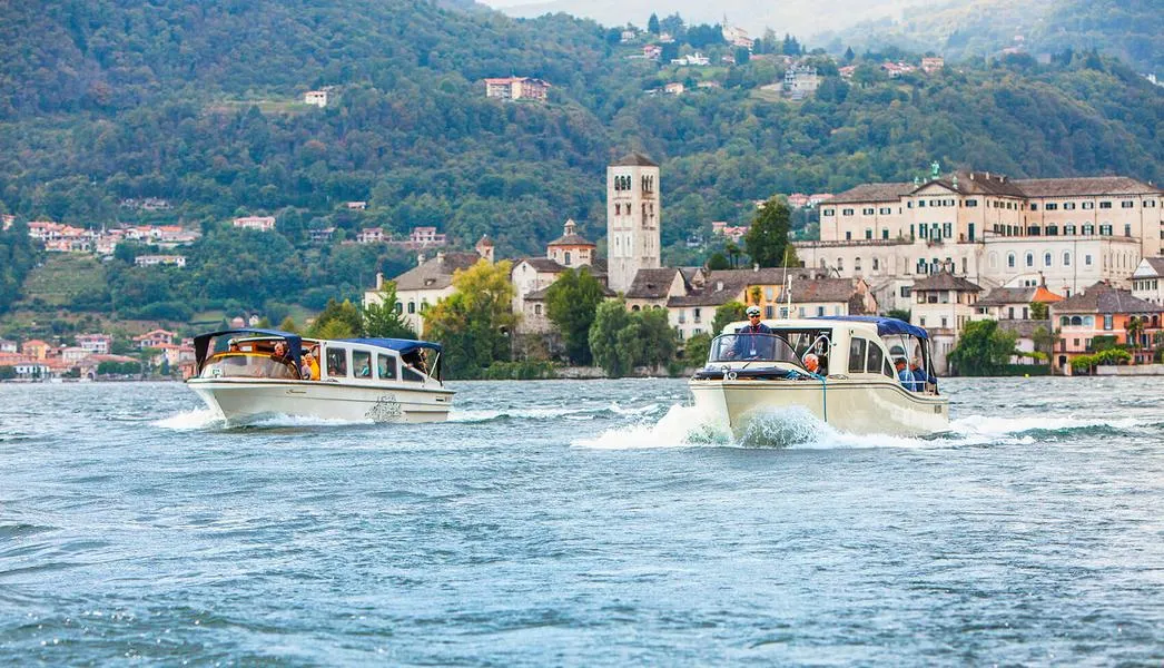 Collegamento in barca da Orta all'Isola di San Giulio