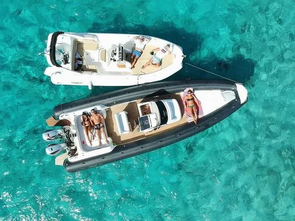 Escursione in barca e snorkeling alla Tavolara da Olbia