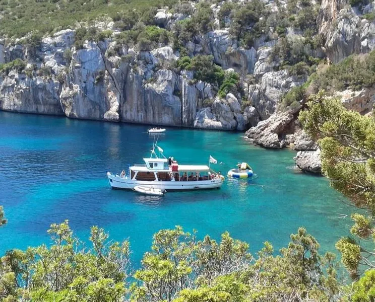 Escursione in barca con pranzo da Alghero